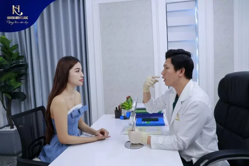 Tại Khang Anh tùy vào tình trạng mũi mà bác sĩ Sài sẽ tư vấn tạo hình phù hợp