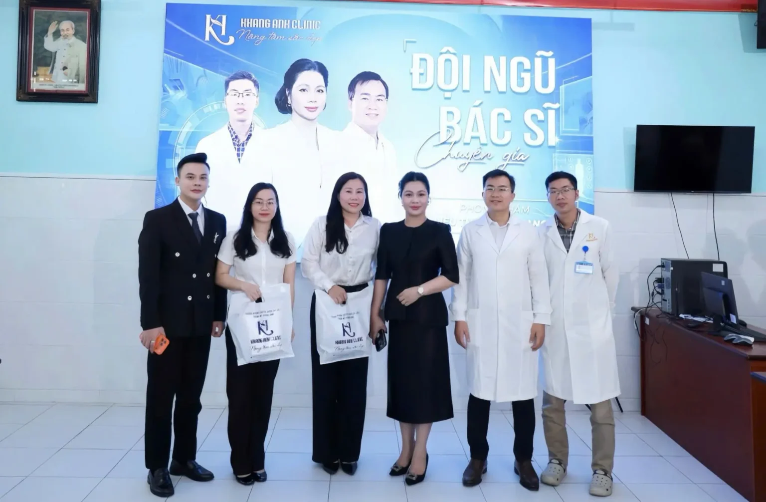 Hội thảo tri ân 20/10